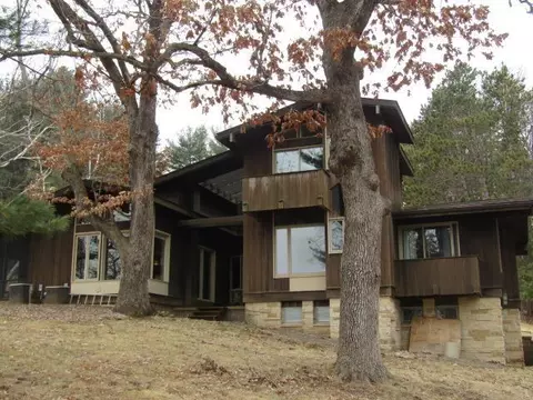 1618 N Hwy 52, Guttenberg, IA 52052