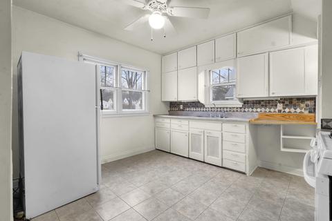 135 Bertch Ave, Waterloo, IA 50702 photo 6