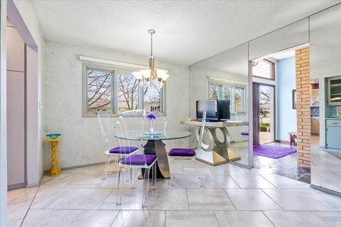 204 Lambeth Rd, Waterloo, IA 50701 photo 8