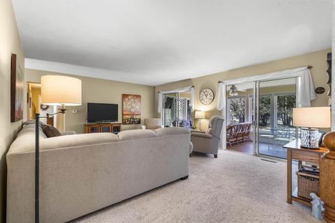 428 Progress Ave, Waterloo, IA 50701 photo 9