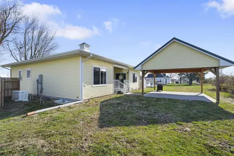 201 4th St, Morrison, IA 50657 photo 15