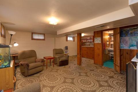 936 E Mitchell Ave, Waterloo, IA 50702 photo 15