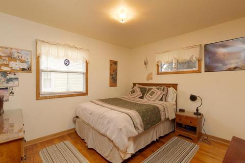 936 E Mitchell Ave, Waterloo, IA 50702 photo 9