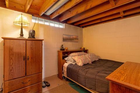 936 E Mitchell Ave, Waterloo, IA 50702 photo 20