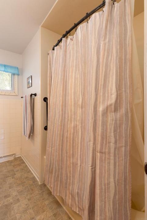 936 E Mitchell Ave, Waterloo, IA 50702 photo 14