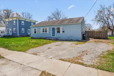 1011 E Main St, La Porte City, IA 50651
