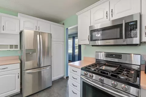 244 Windsor Dr, Waterloo, IA 50701 photo 11