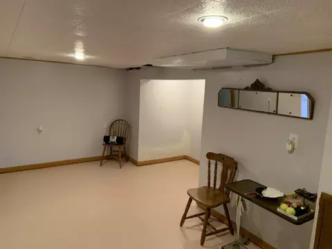 1161 E Mitchell Ave, Waterloo, IA 50702 photo 9