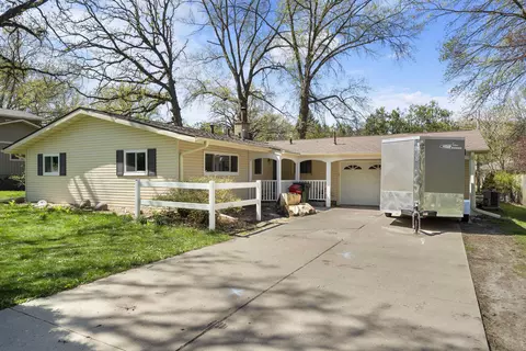 334 Progress Ave, Waterloo, IA 50701