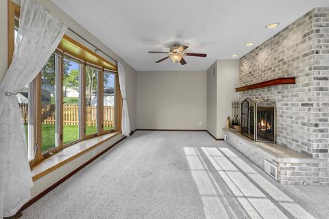 1919 Upton Ave, Waterloo, IA 50701 photo 9