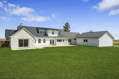 1756 65th St, Garrison, IA 52229 photo 29