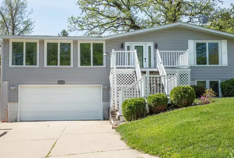 727 Greenfield Ave, Waverly, IA 50677