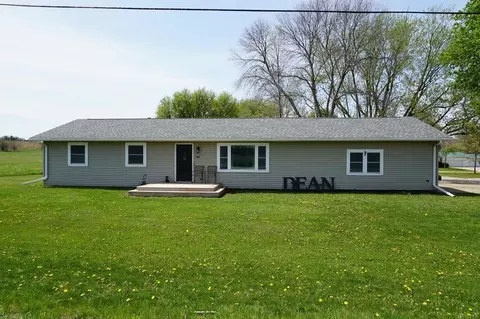 1500 Greeley St, Nashua, IA 50658