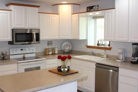 2109 Cassi Rdg, Waterloo, IA 50701 photo 9