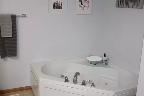 2109 Cassi Rdg, Waterloo, IA 50701 photo 17