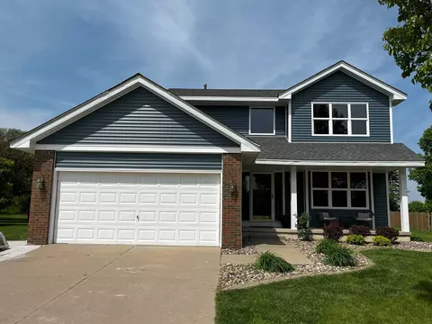 172 Marshall Dr, Waukee, IA 50263