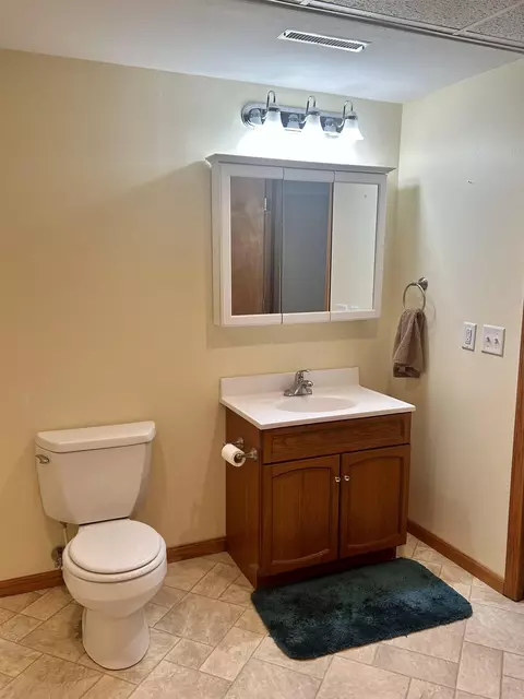 809 River St, Decorah, IA 52101 photo 17