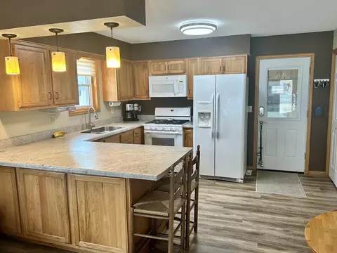 809 River St, Decorah, IA 52101 photo 6