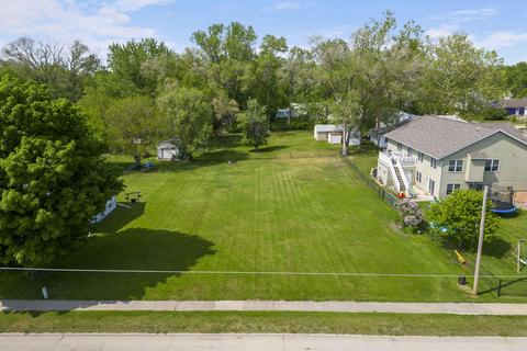 Brookside Plat 12 Lot 32 Avenue #PLAT 12 32, Evansdale, IA 50707