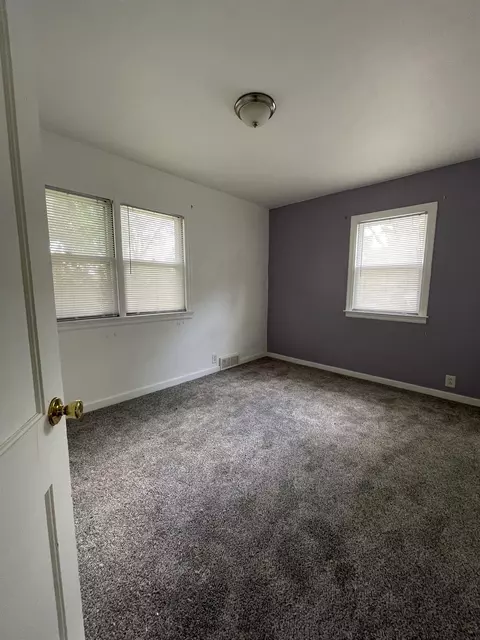 620 Cornwall Ave, Waterloo, IA 50702 photo 9