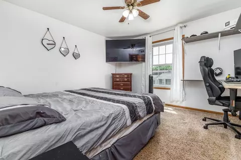 2093 Bald Eagle Ct, Dubuque, IA 52001 photo 15