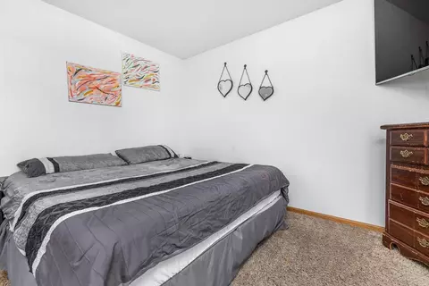 2093 Bald Eagle Ct, Dubuque, IA 52001 photo 11