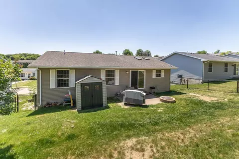 2093 Bald Eagle Ct, Dubuque, IA 52001 photo 30