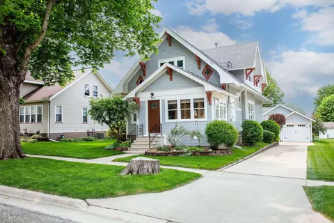 408 SW 1st St, Tripoli, IA 50676