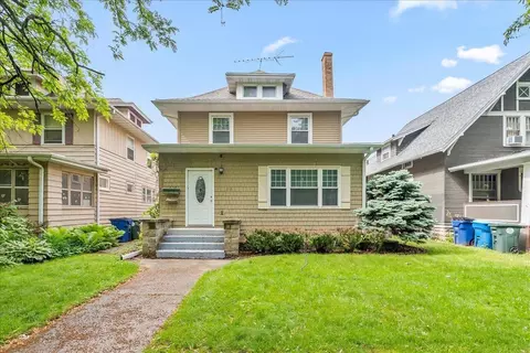 212 Home Park Blvd, Waterloo, IA 50701
