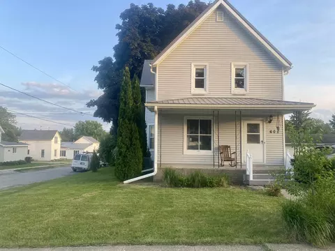 602 SW 1st Ave, Waukon, IA 52172