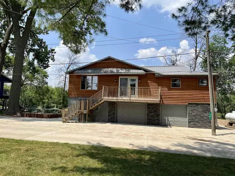 1749 Golf Course Blvd #LOT 67, Independence, IA 50644