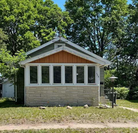 528 Cutler St, Waterloo, IA 50703