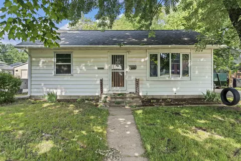 1208 Knoll Ave, Waterloo, IA 50701
