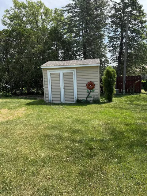320 Howard St, Sumner, IA 50674 photo 18