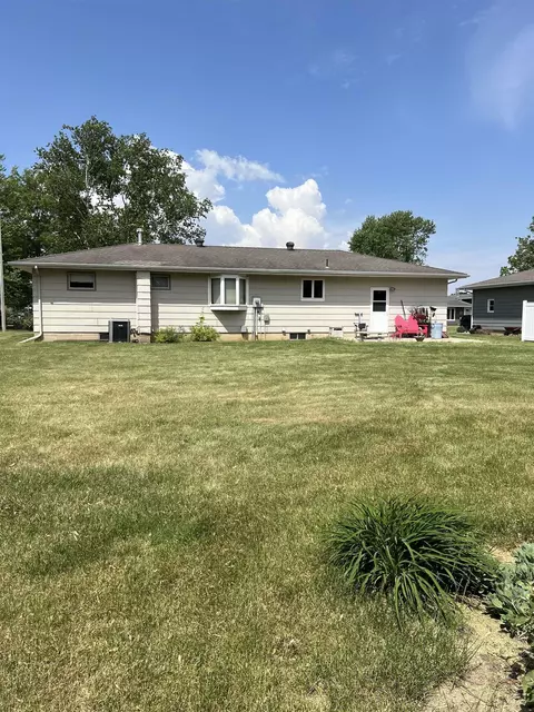 320 Howard St, Sumner, IA 50674 photo 20