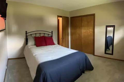 320 Howard St, Sumner, IA 50674 photo 13