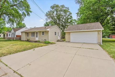 245 Clark St, Evansdale, IA 50707