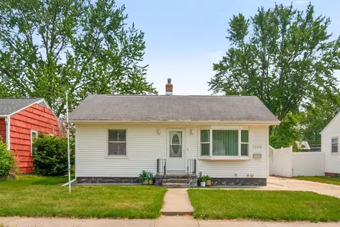 1116 Lorraine Ave, Waterloo, IA 50702