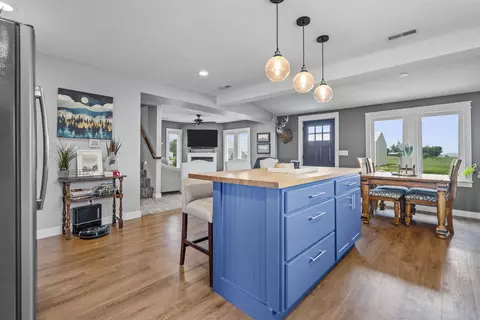 34 Eagle Rd, Waterloo, IA 50701 photo 9
