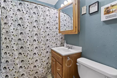 708 Wallgate Ave, Waterloo, IA 50701 photo 12