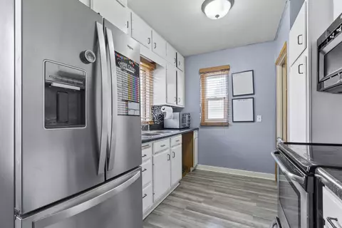 708 Wallgate Ave, Waterloo, IA 50701 photo 9