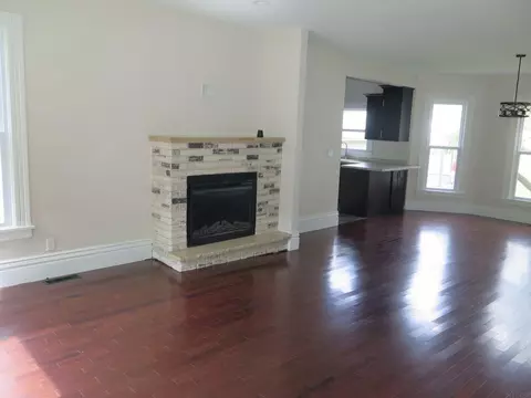 208 E Broadway, Decorah, IA 52101 photo 7