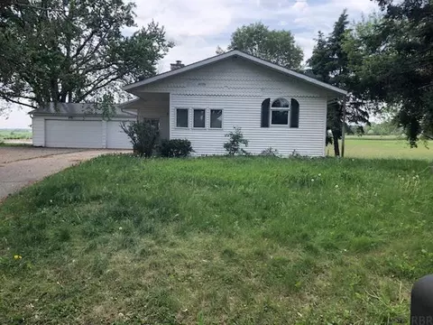 405 E George St, Albion, IA 50005