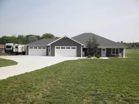 2131 336th St, Osage, IA 50461