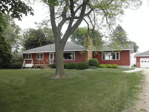 5054 Hickory Ave, Saint Ansgar, IA 50472