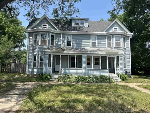 628-630 Mullan Ave, Waterloo, IA 50701