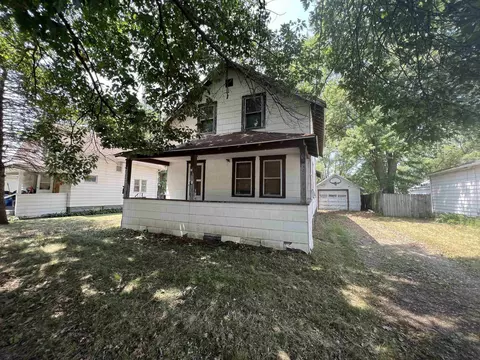 1125 Ackermant St, Waterloo, IA 50703