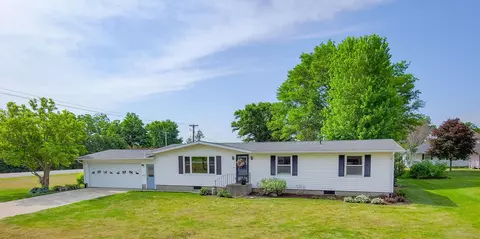 409 5th St, Readlyn, IA 50668