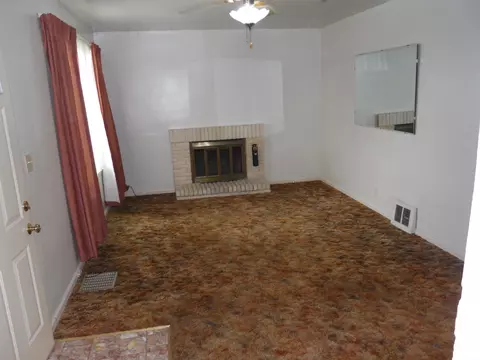 650 Maxwell St, Waterloo, IA 50701 photo 5