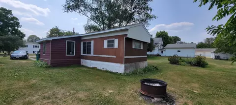 307 Pearl St, Hawkeye, IA 52147